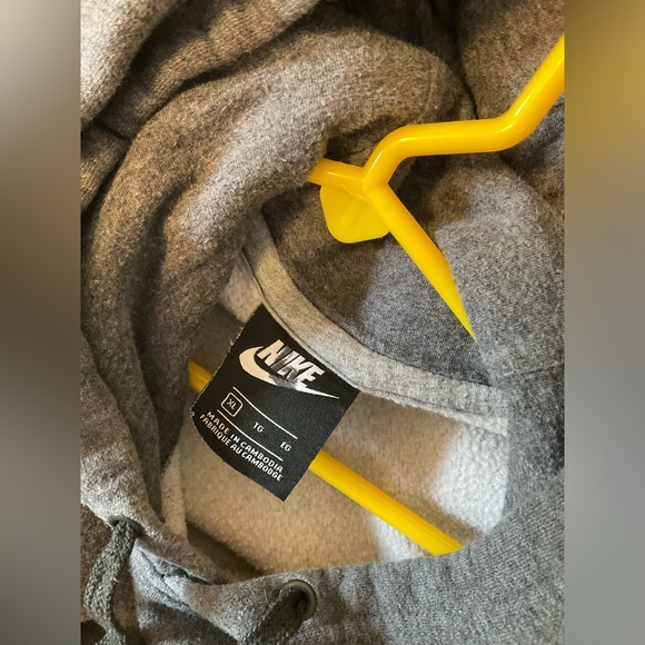 Nike | Black Tag Heavyweight Nike Swoosh Gray Hoodie Size XL graphic - Picture 4 of 8